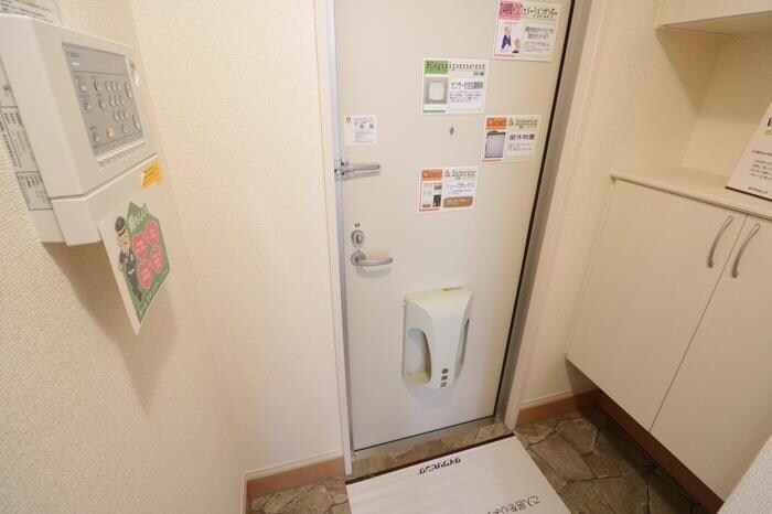 物件内観写真3　(シューズボックス付き)