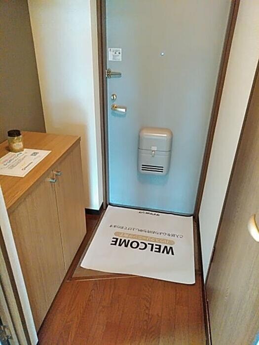 物件内観写真3　(シューズボックス付き)