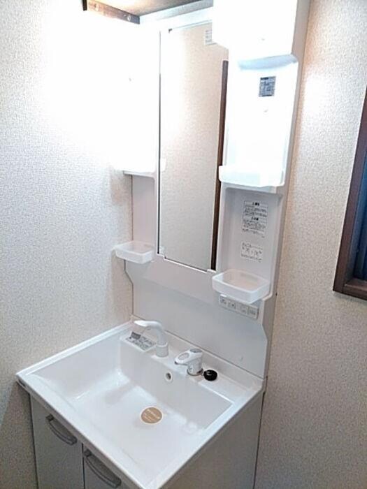 物件内観写真7　(洗髪洗面化粧台)