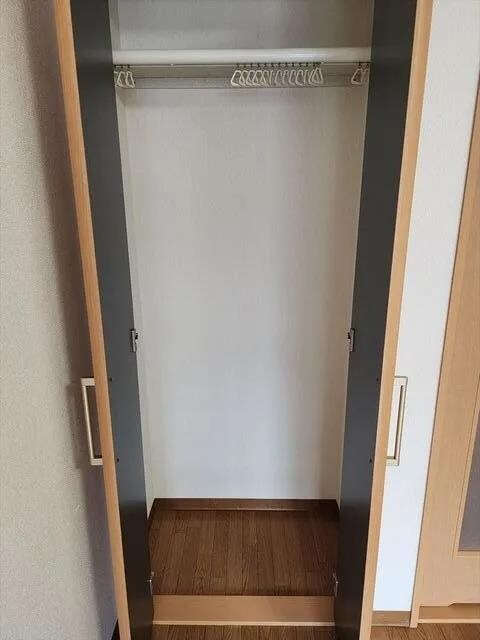 物件内観写真8　(クローゼット)