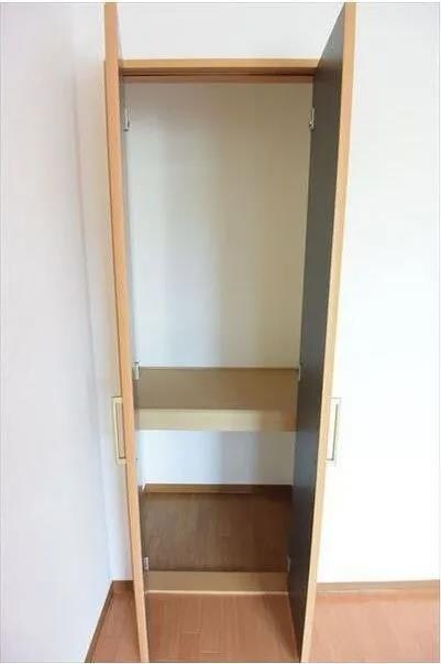 物件内観写真9　(洋室)