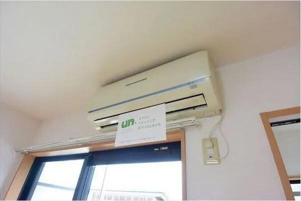 物件内観写真13　(エアコン)