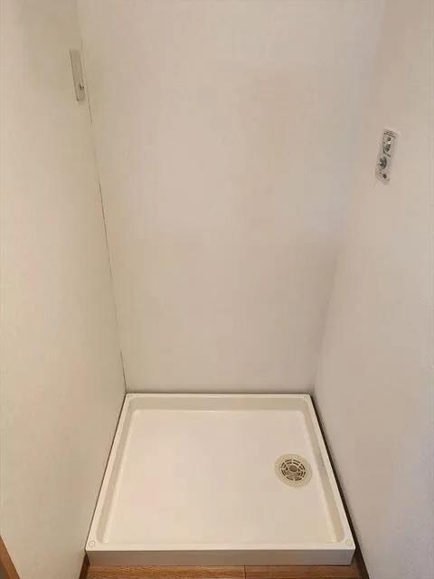 物件内観写真13　(洗濯機置き場)