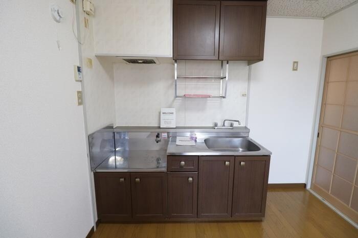 物件内観写真3　(ガスコンロ設置可能)