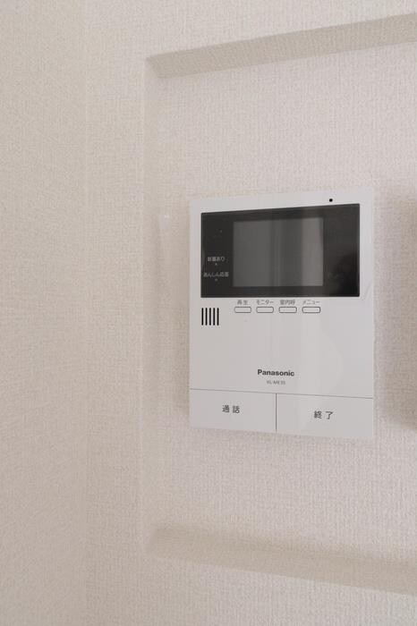 物件内観写真14　(TVモニタ付きインターホン)