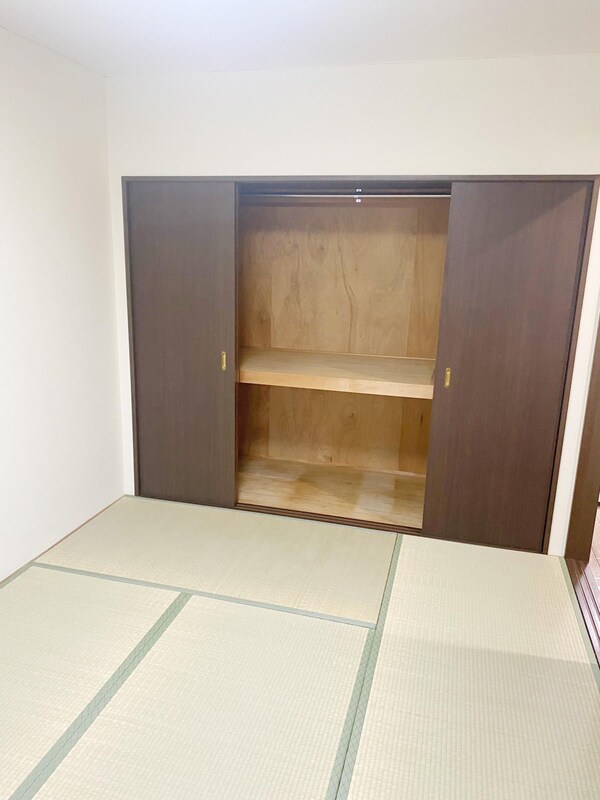 居室(和室収納)