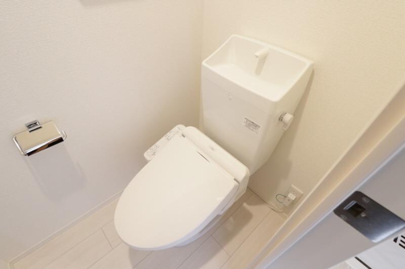 物件内観写真6　(温水洗浄暖房便座)