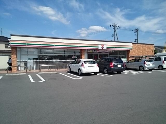 物件外観写真2　(セブンイレブン富山天正寺店まで90m)