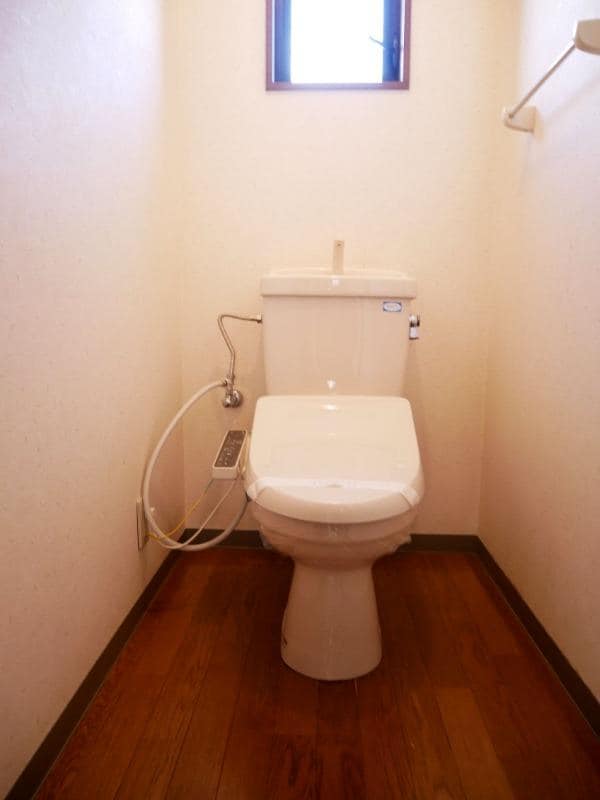 物件内観写真5　(トイレ)