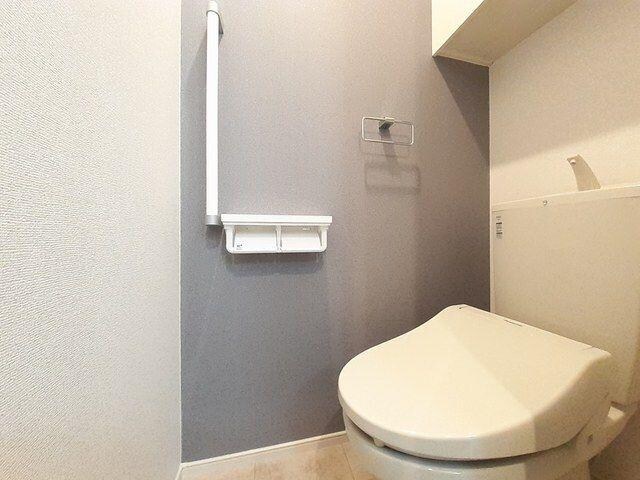 物件内観写真6　(温水洗浄暖房便座)