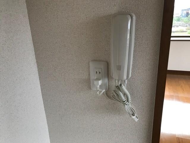 物件内観写真15　(インターホン)