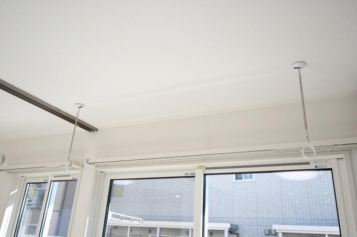 物件内観写真16　(室内物干し)