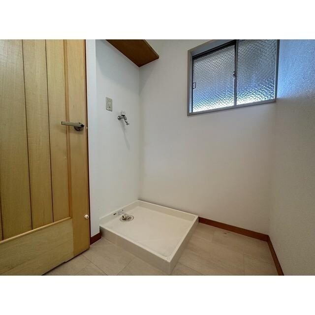 物件内観写真7　(洗濯機置き場)