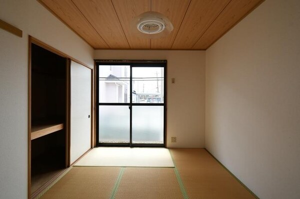 居室(6帖)