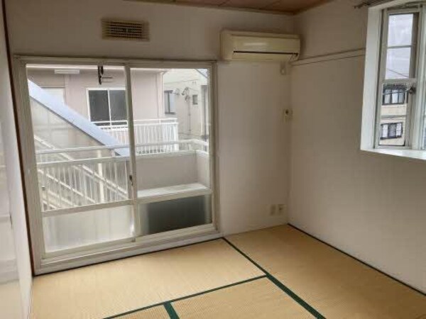 居室(南側)