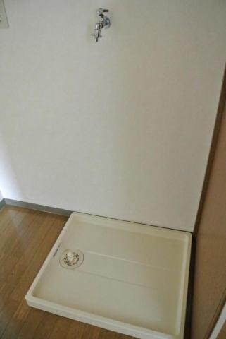 物件内観写真9　(洗濯機置き場)