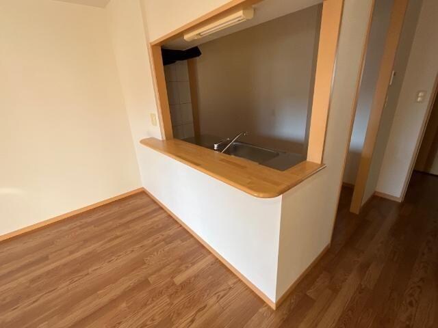 物件内観写真6　(カウンター)