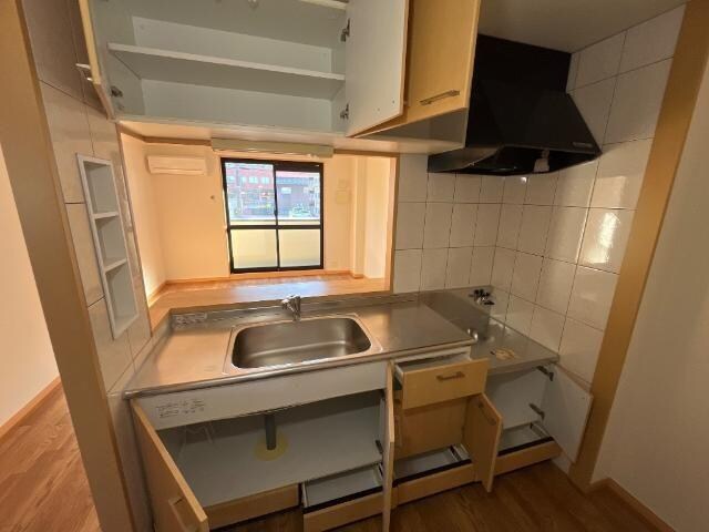 物件内観写真7　(収納)