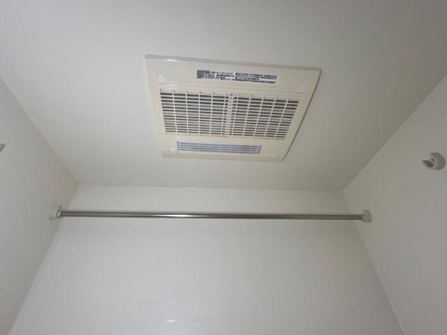 物件内観写真16　(浴室乾燥機)