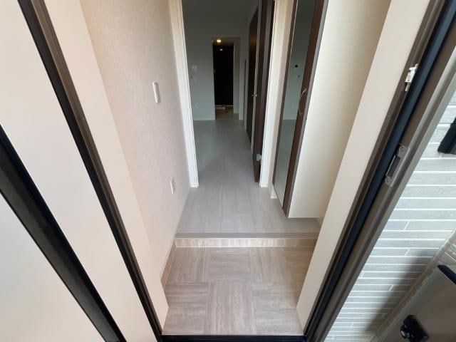 物件内観写真3　(玄関（イメージ）)