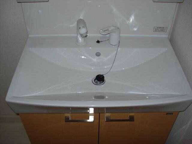 物件内観写真10　(洗髪洗面化粧台)