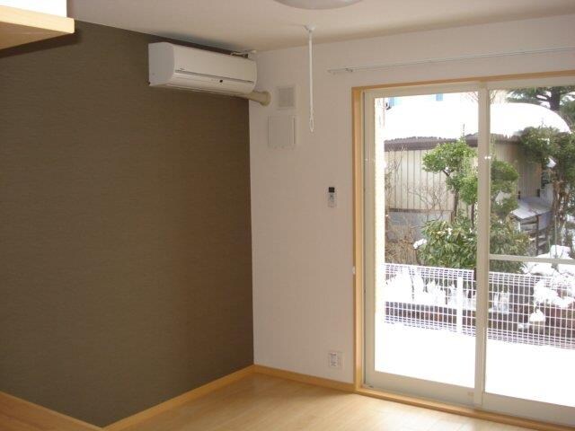 物件内観写真12　(リビング)