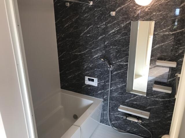 物件内観写真6　(バス／シャワールーム等)