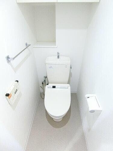 物件内観写真8　(洗浄暖房便座)