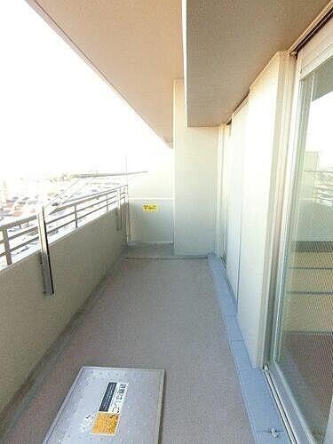 物件内観写真16　(バルコニー（東側）)