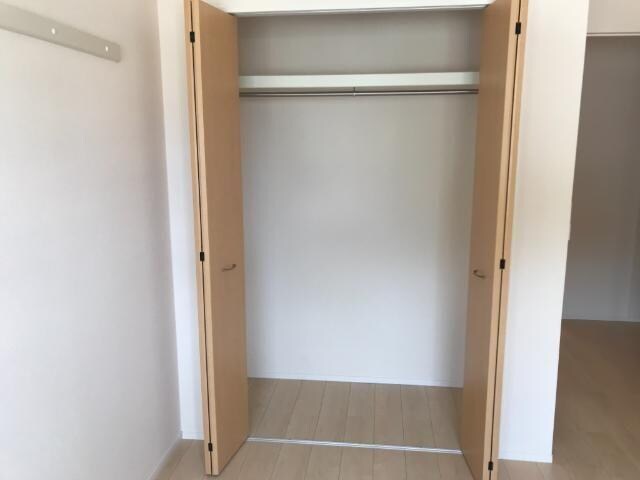 物件内観写真13　(収納)