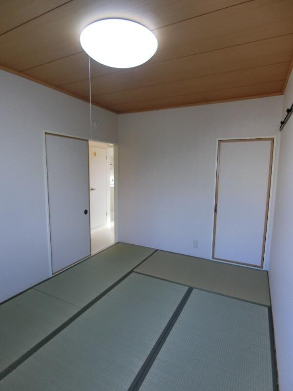 物件内観写真12　(和室)