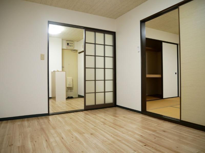 物件内観写真6　(洋室)