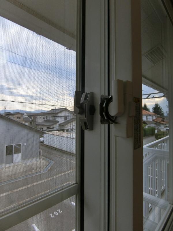 物件内観写真8　(二重サッシ)