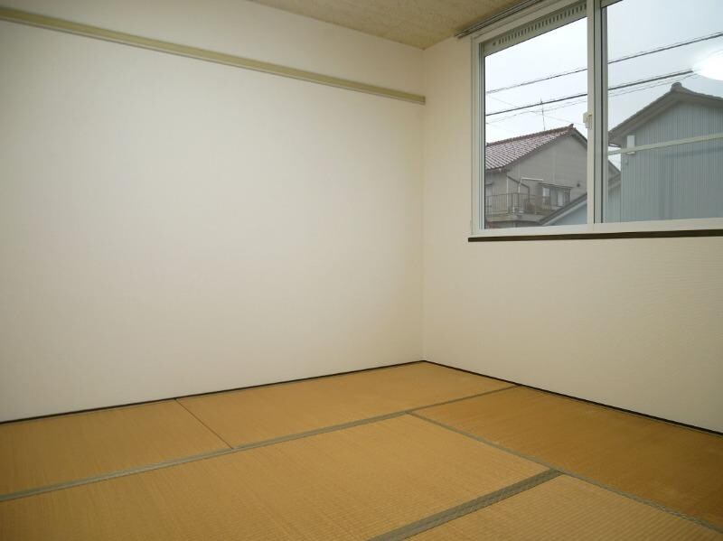 物件内観写真12　(玄関)