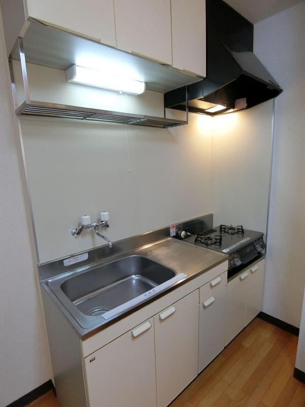 物件内観写真2　(キッチン)