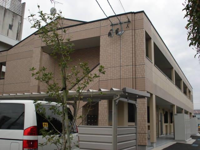 物件外観写真1　(外観写真（昼）)