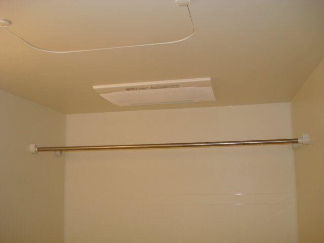 物件内観写真16　(浴室乾燥機)