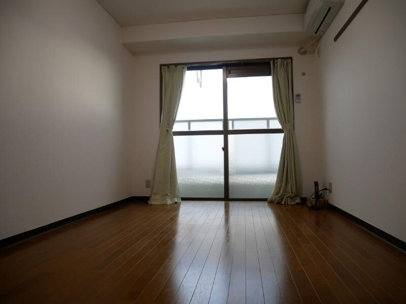 物件内観写真13　(洋室)