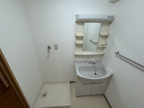 物件内観写真6　(※他号室の写真です)