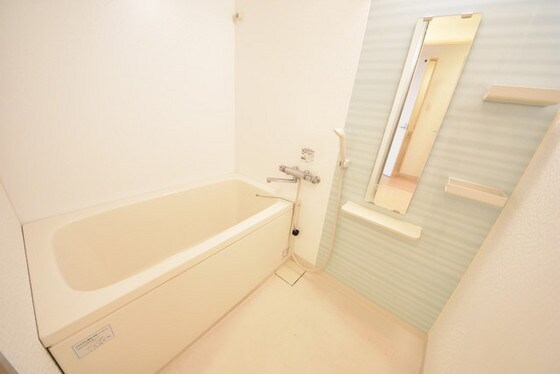 物件内観写真4　(他号室のお写真です)