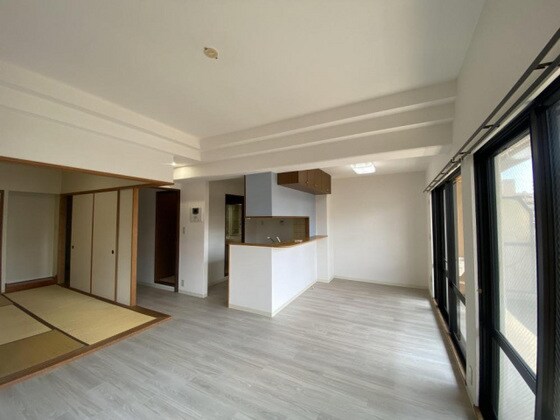 物件内観写真2　(他号室のお写真です)