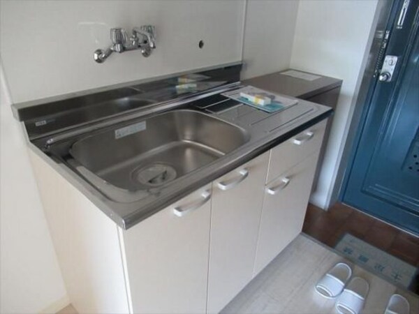 キッチン(他号室のお写真です)