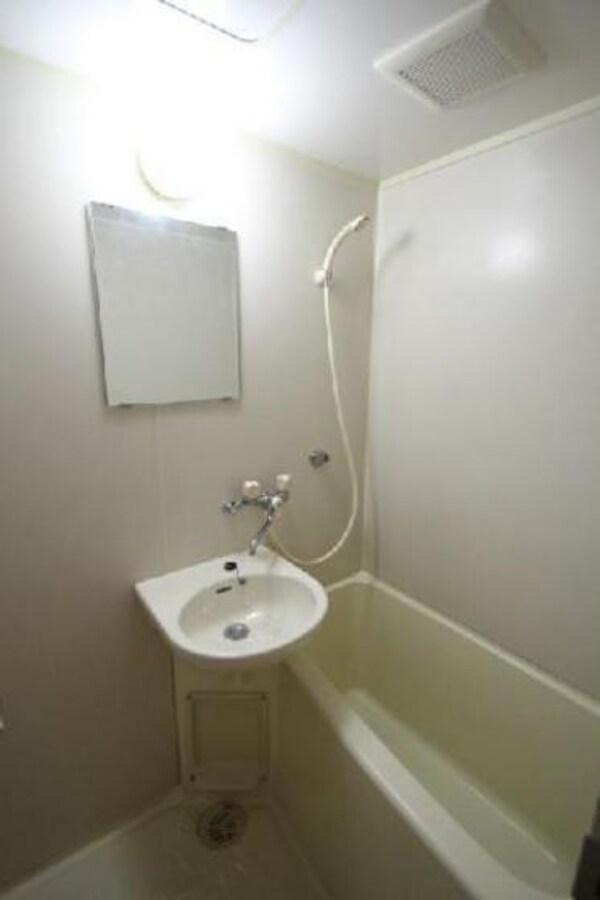 バス／シャワールーム等