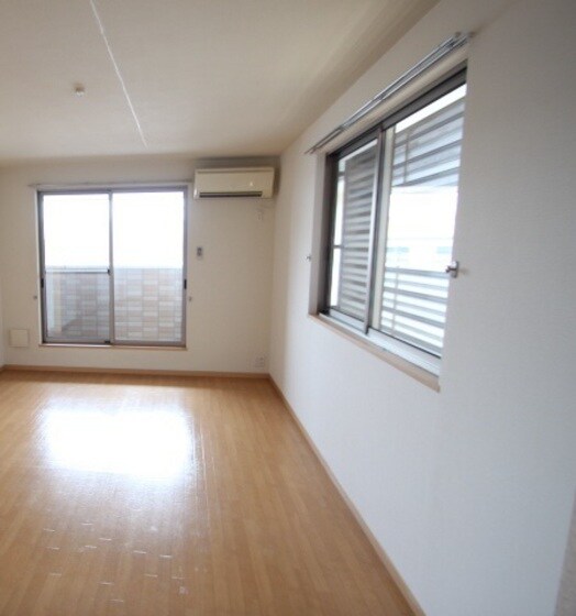 物件内観写真2　(他号室のお写真です)