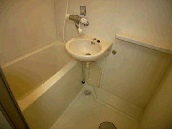 物件内観写真4　(※他号室の写真です)