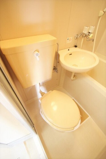 物件内観写真5　(他号室のお写真です)