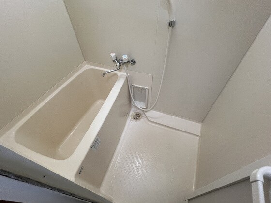 物件内観写真4　(別号室写真です)