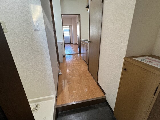 物件内観写真9　(別号室写真です)