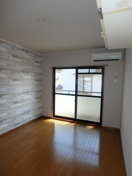 物件内観写真7　(別号室写真)
