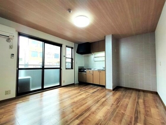 物件内観写真5　(※他号室の写真です)